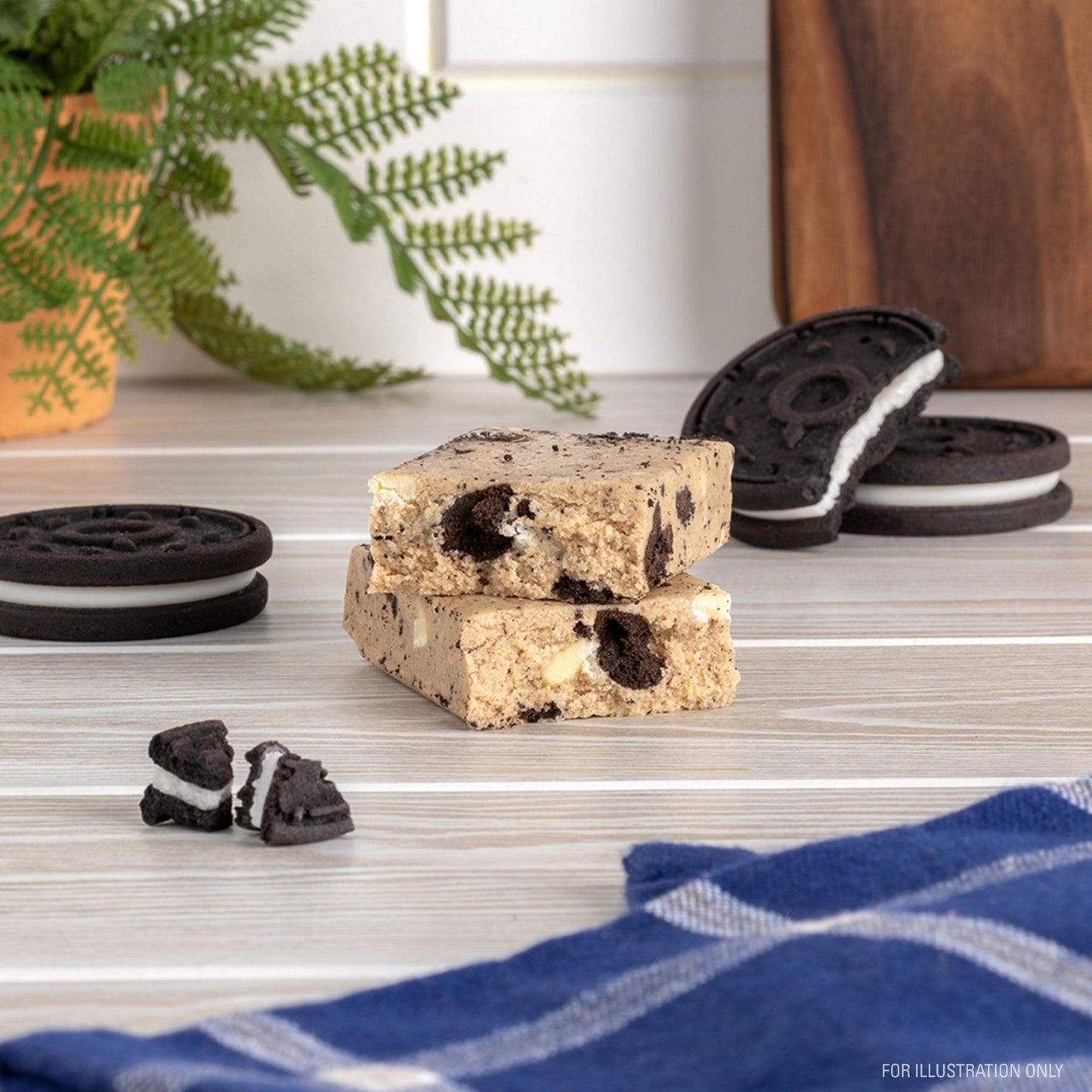 cookies-and-cream-protein-bars-c7 15807_QN_USA_ProteinBar_CAC_InterimAssetUpdate_Digital_Tabletop1.jpg